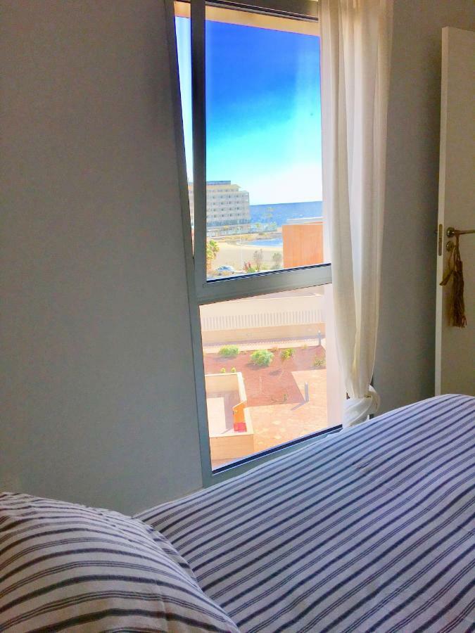 Sea View Apartment In El Medano With Pool & Private Parking Space Exterior photo