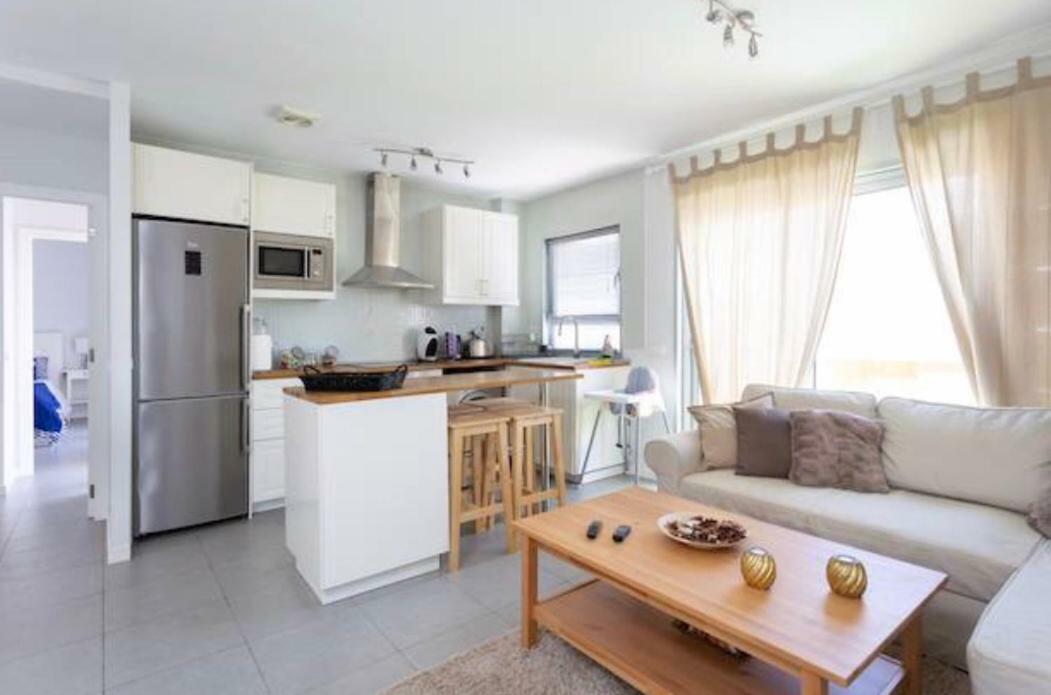 Sea View Apartment In El Medano With Pool & Private Parking Space Exterior photo