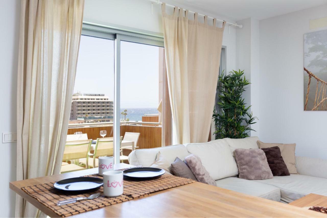 Sea View Apartment In El Medano With Pool & Private Parking Space Exterior photo